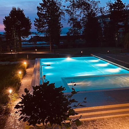 Medences Panoramas Balatom Apartman Siófok Kültér fotó