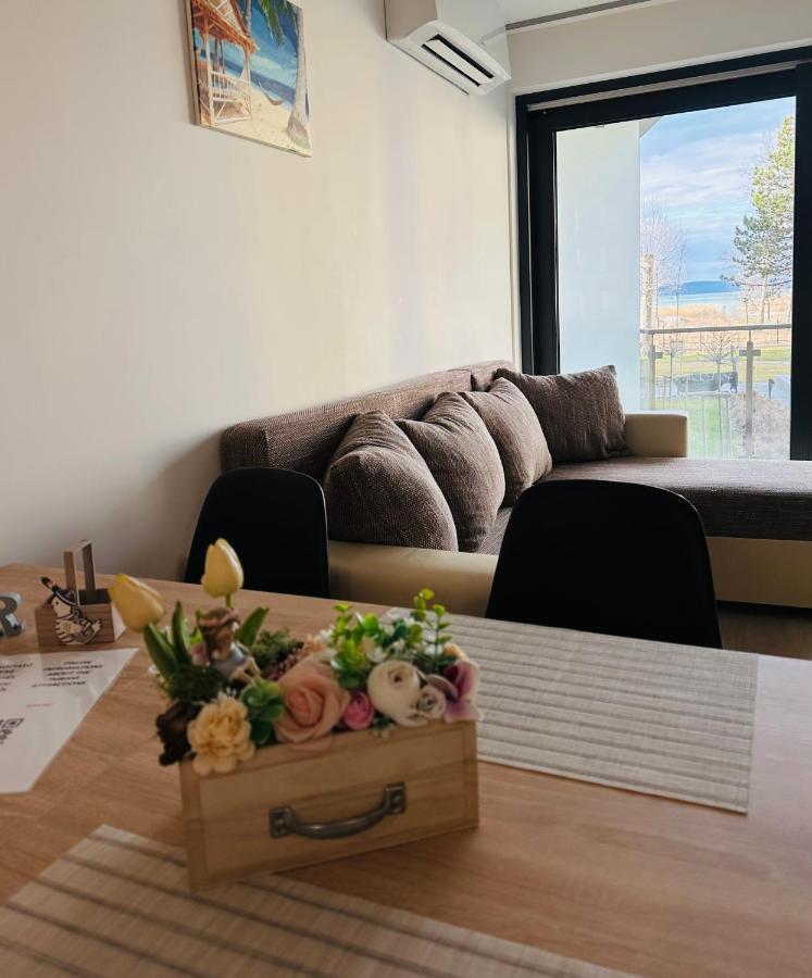 Medences Panoramas Balatom Apartman Siófok Kültér fotó